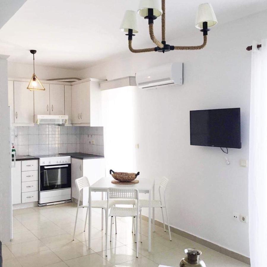 Aqualia Apartment 1 Kárpathos Eksteriør bilde